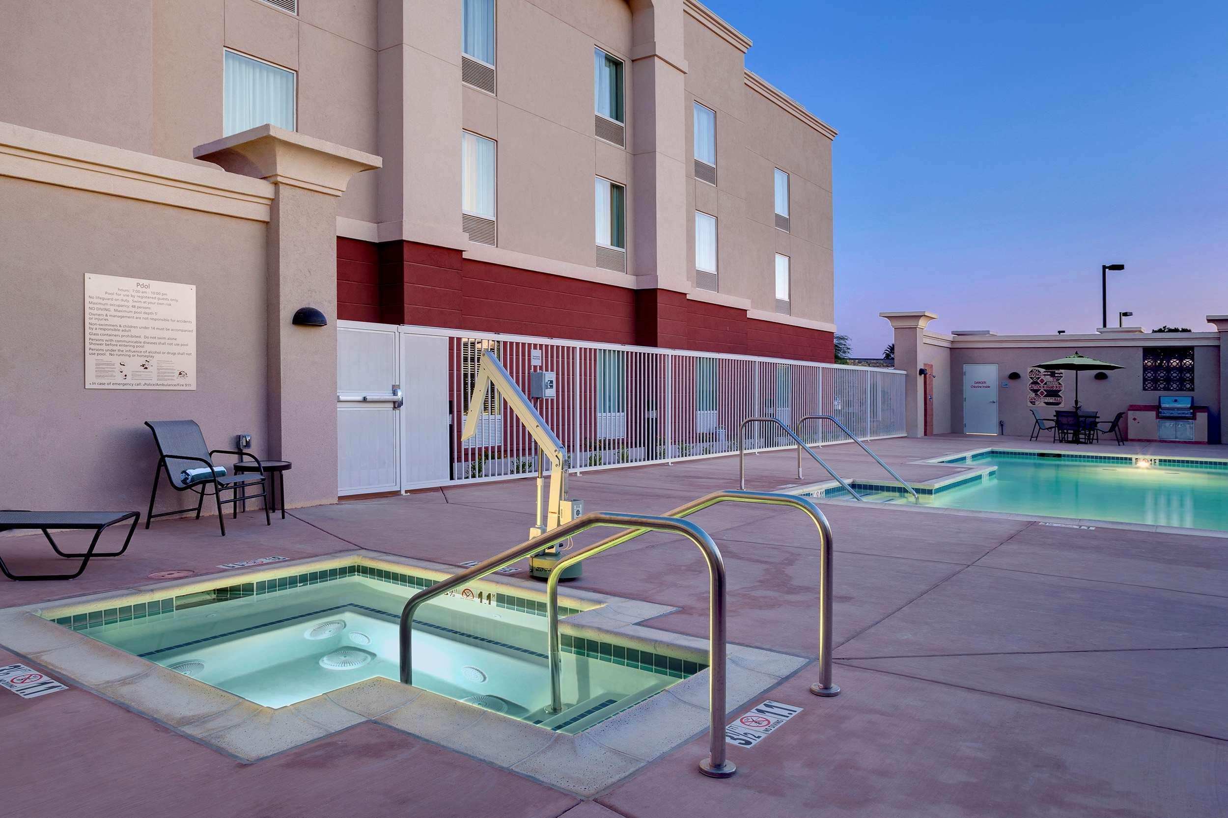 Hampton Inn & Suites Blythe, Ca Екстериор снимка